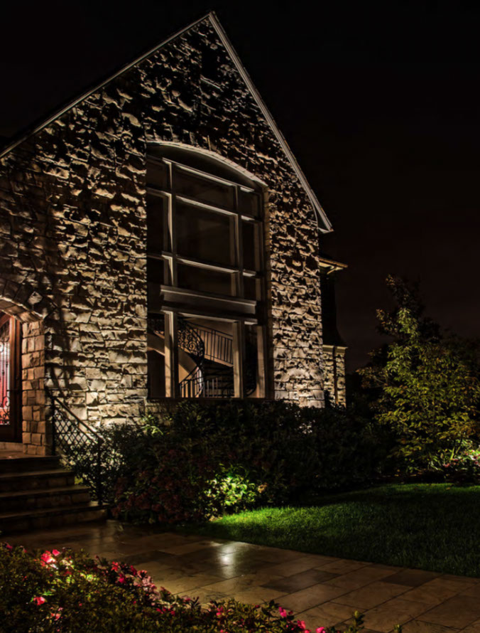 Landscape lighting Albany, NY | Pearl Landscaping & landscape lighting ...